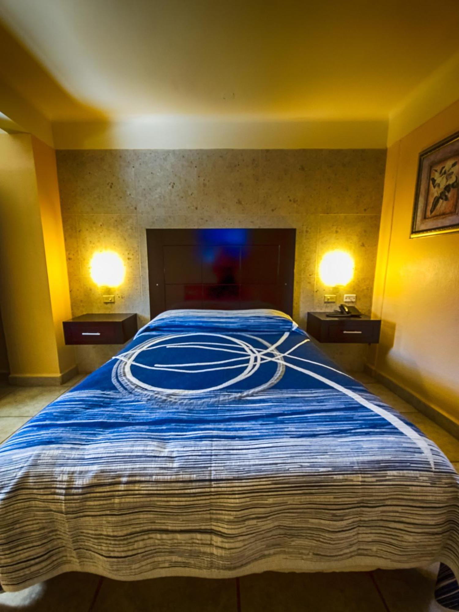 Hotel Oasis Ciudad Constitución Esterno foto